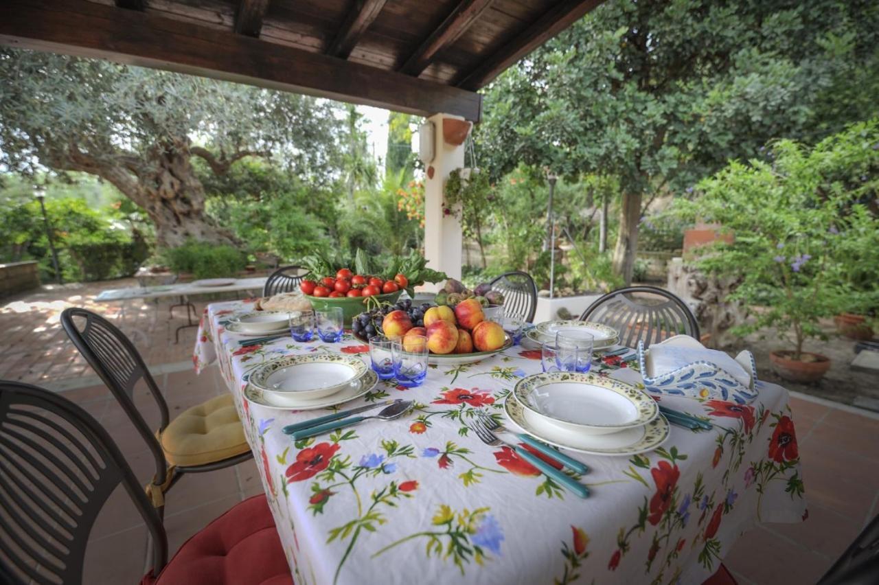 Donna Caterina House, Holiday Villa Pietraperzia Экстерьер фото