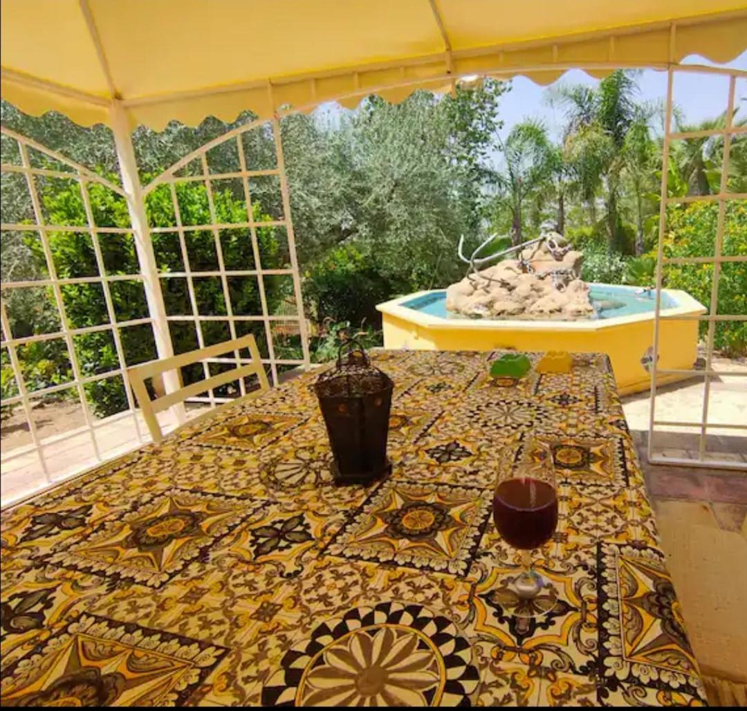 Donna Caterina House, Holiday Villa Pietraperzia Экстерьер фото